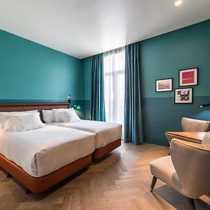 Suite "Tower" met een King Size Bed